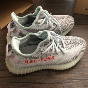 Real VS Fake Adidas Yeezy Boost 350 V2 Blue Tint 1080P